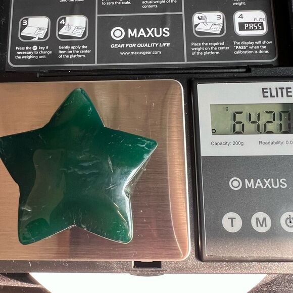 Green Agate‎ Star Carving - Picture 7 of 7